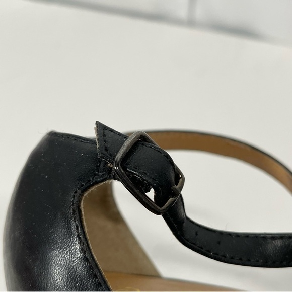 Qupid Women's Black T -Strap Size 7.5 - Picture 12 of 12